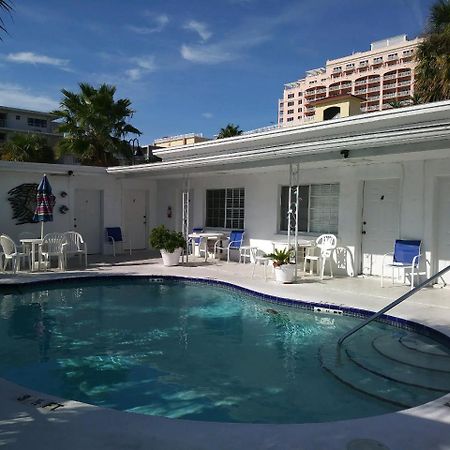 Tropical Sky Ranch Motel Clearwater Beach Exteriör bild